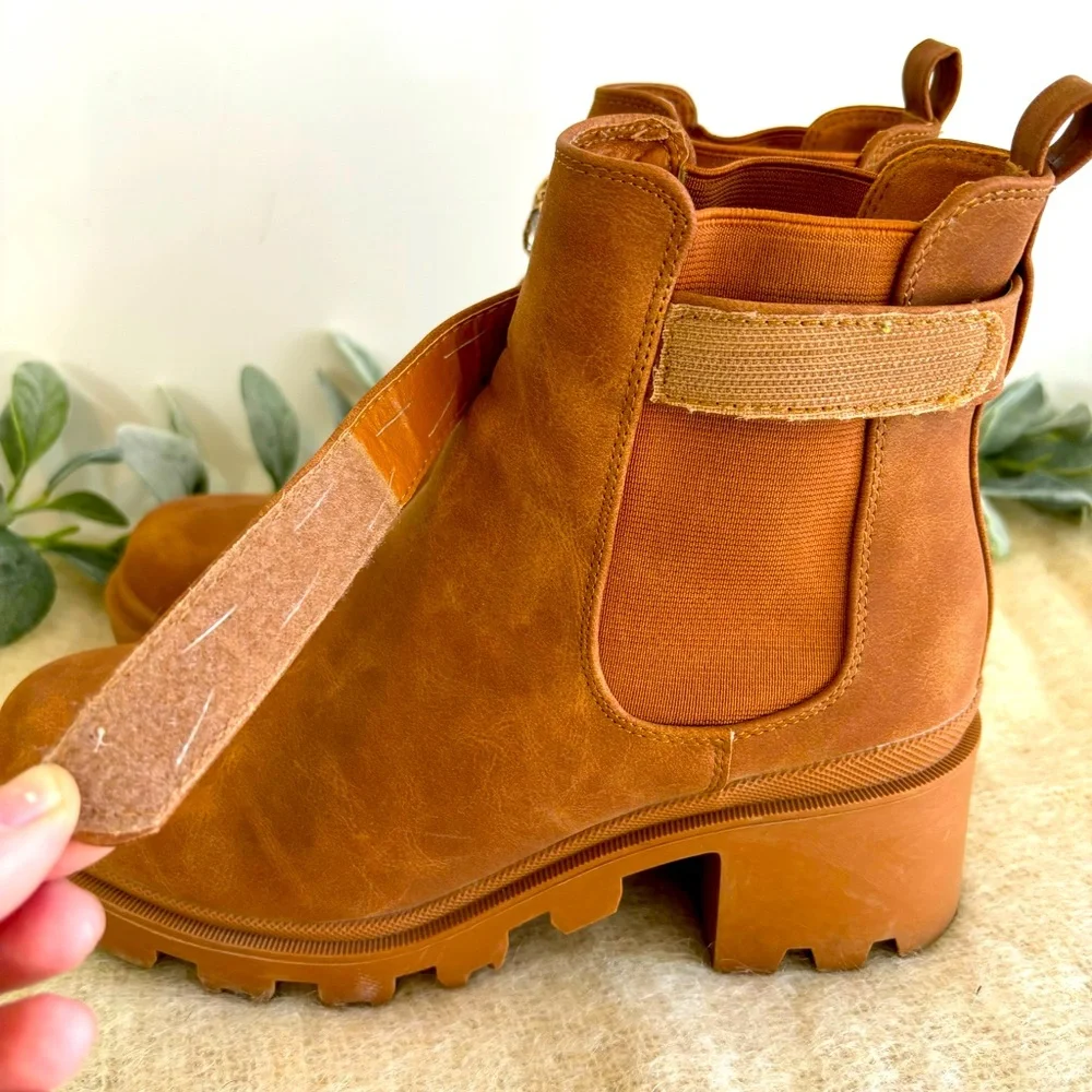 Mata Follow Me 2 Jeweled Strap Round Toe Lugged booties women size 9 - Picture 3 of 12